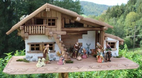 Nativity Scene (W28) Nativity Stable (Large) made of wood by a carpenter – finest workmanship + figures