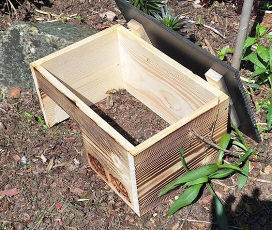 Preview: Woidherz tortoise shelter ventilation openings for fresh air circulation