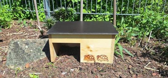 Woidherz XXL burnt wood tortoise house for outdoor garden enclosure