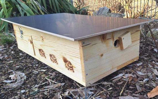 Preview: Woidherz tortoise house ventilation openings for fresh air circulation