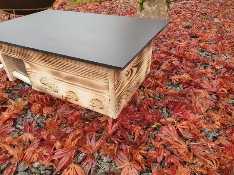 Woid Herz Hedgehog House Hedgehog Hotel (IG11) – burned pine