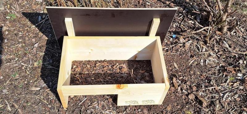 Woidherz tortoise shelter ventilation openings for fresh air circulation