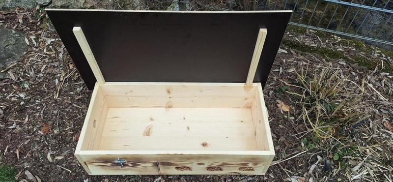 Woid Herz Premium Tortoise House Tortoise Enclosure (SH10) burned wood with ventilation